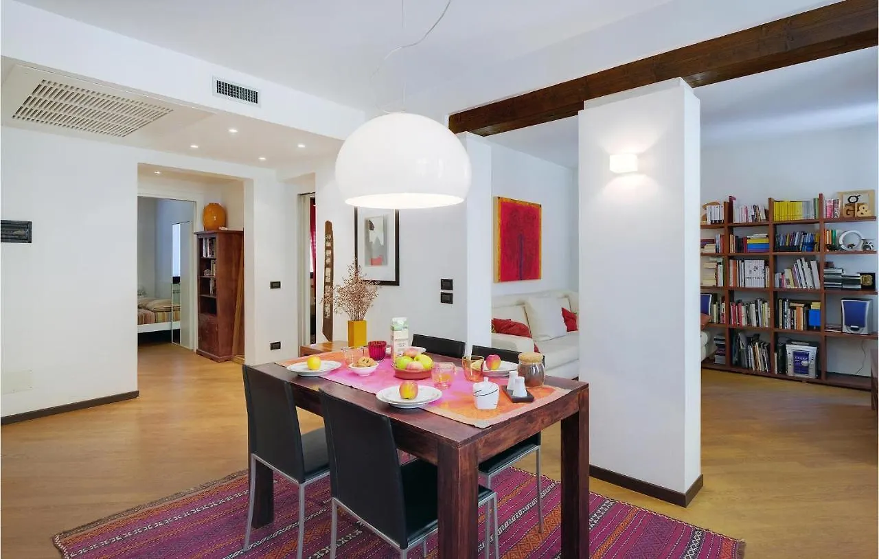 Nice Apartment In Venezia -Ve- With Wifi