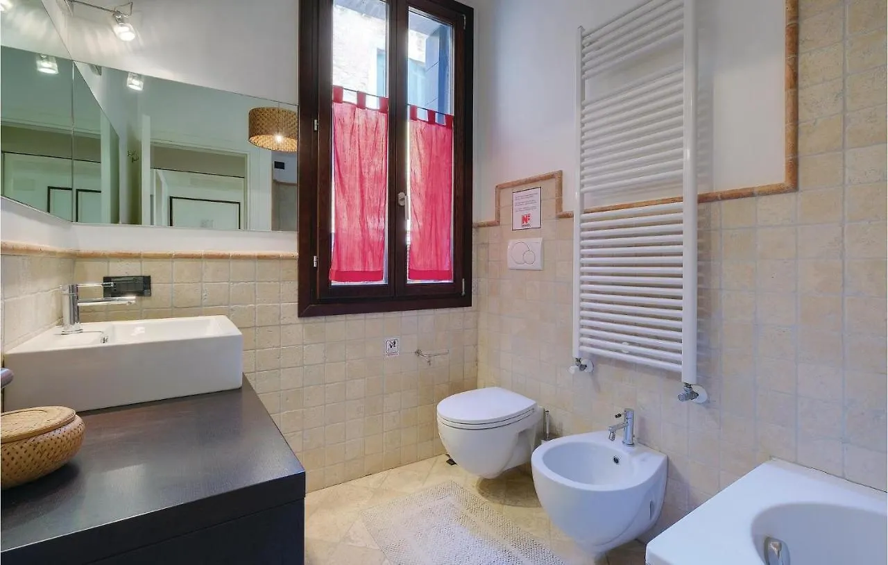 Nice Apartment In Venezia -Ve- With Wifi